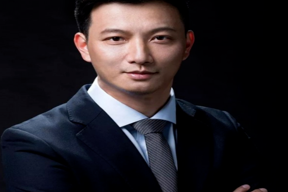 Cryptocurrency Academy: On November 21, Ethereum's monthly mid-line lost support at 3058, marking the fall of a lost kingdom! Latest market analysis and short-term strategy reference.